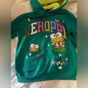 Like new only wore a couple of times. Sanrio “Keroppi” sweatshirt